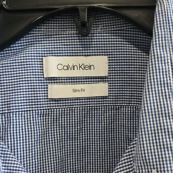 Calvin Klein slim fit button down long sleeved shirt Men's size XL - Picture 3 of 4
